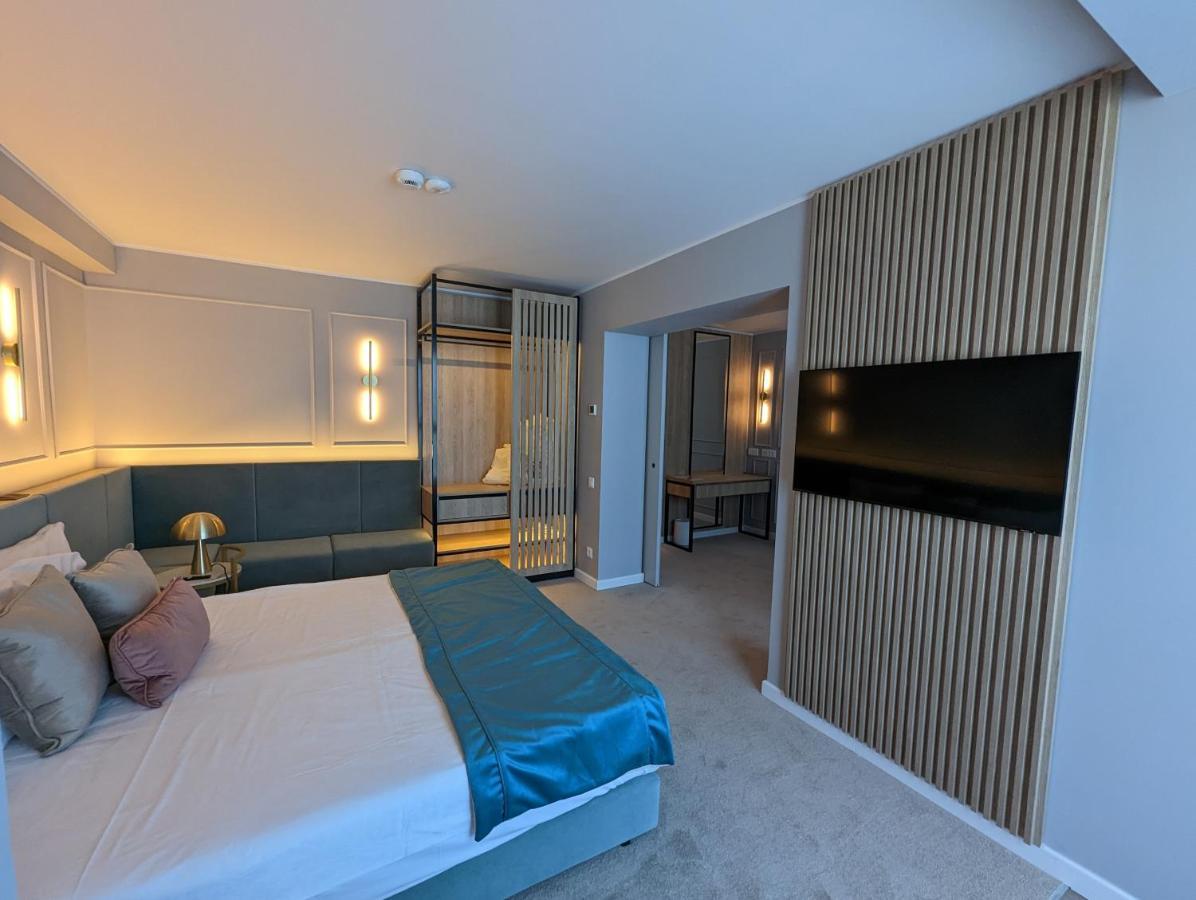 Bavaria Blu 4*